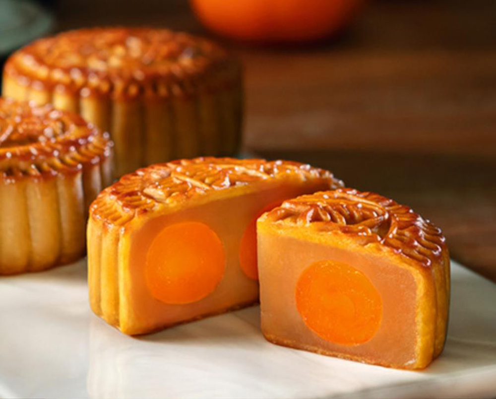 double yolk lotus seed paste mooncakes double yolk lotus seed paste mooncakes