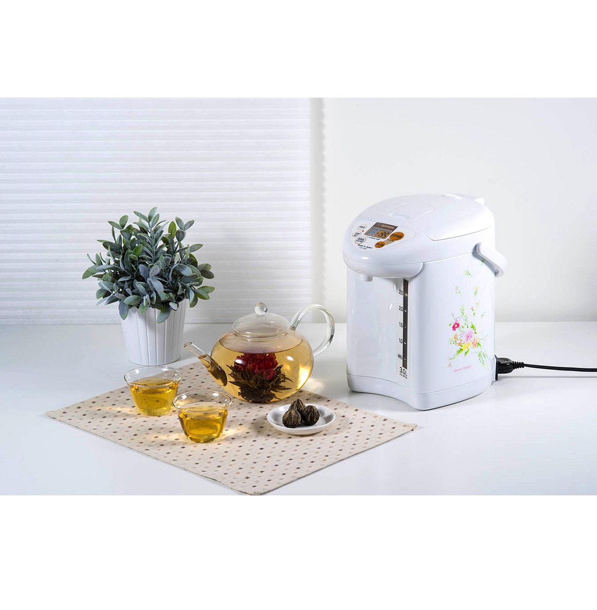 ZOJIRUSHI Water Boiler & Warmer, White 3.0L (CDJWC30FZ) Tak